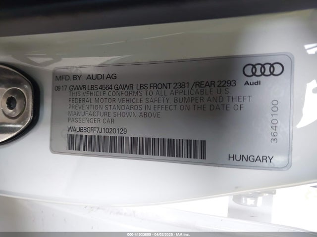 2018 AUDI A3 WAUB8GFF7J1020129 Photo 8