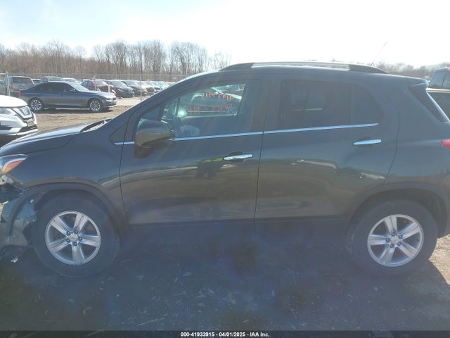 KL7CJPSB5HB211919 Chevrolet TRAX 1LT