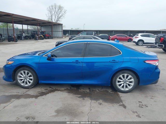 4T1B11HK9KU237871 Toyota CAMRY LE