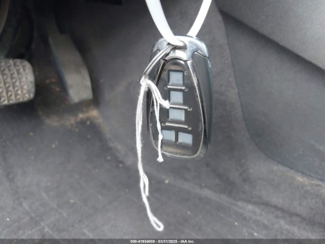 1G1ZD5ST0JF214879 Chevrolet MALIBU LT