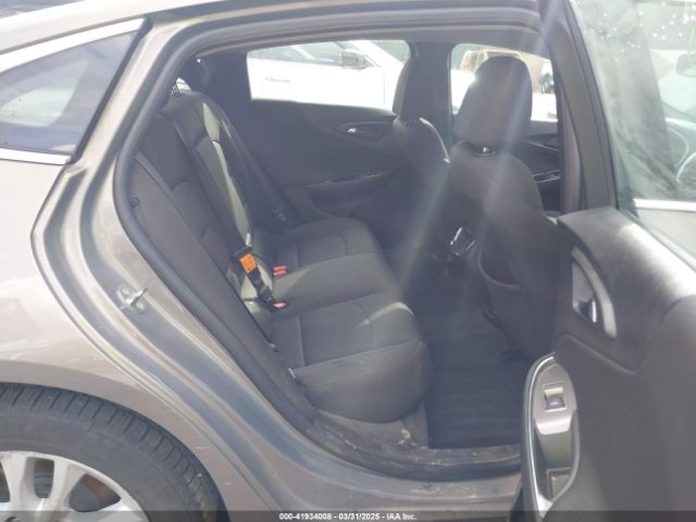 1G1ZD5ST0JF214879 Chevrolet MALIBU LT