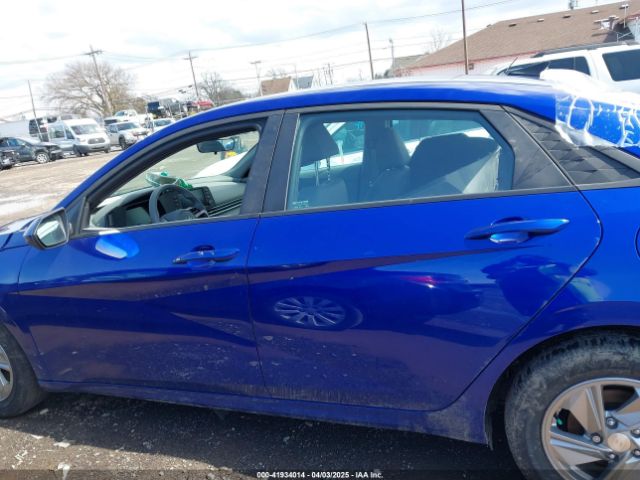 KMHLL4DG8RU782505 Hyundai ELANTRA SE