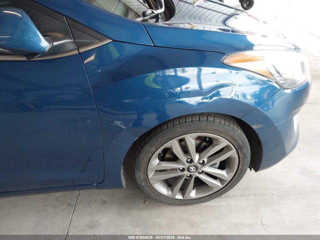 KMHD35LHXGU270505 Hyundai ELANTRA GT