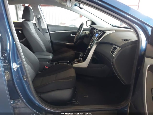 KMHD35LHXGU270505 Hyundai ELANTRA GT