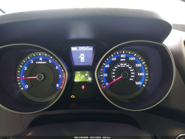 KMHD35LHXGU270505 Hyundai ELANTRA GT