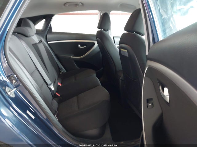 KMHD35LHXGU270505 Hyundai ELANTRA GT