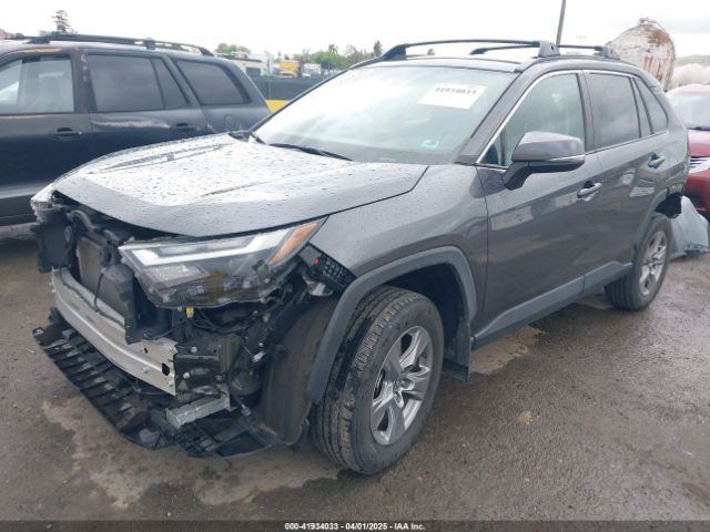 2T3P1RFV9NC268388 Toyota Rav4 Xle