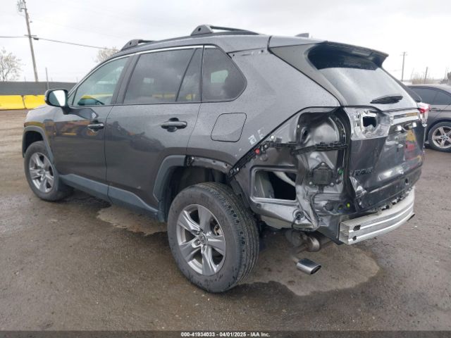 2T3P1RFV9NC268388 Toyota Rav4 Xle