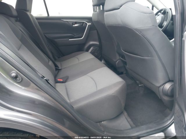 2T3P1RFV9NC268388 Toyota Rav4 Xle