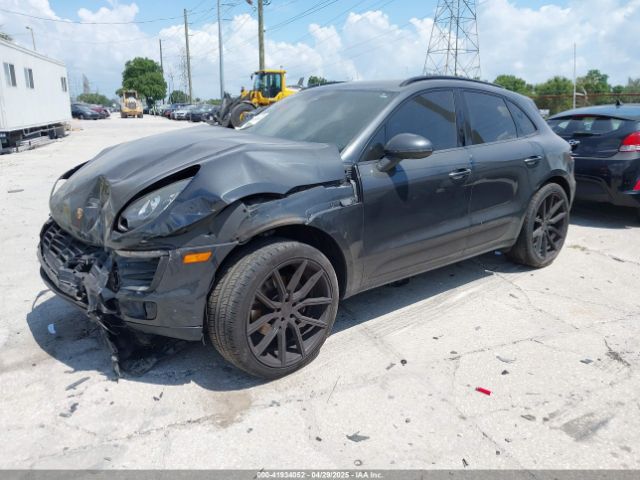 2018 PORSCHE MACAN WP1AA2A51JLB09928 Photo 1