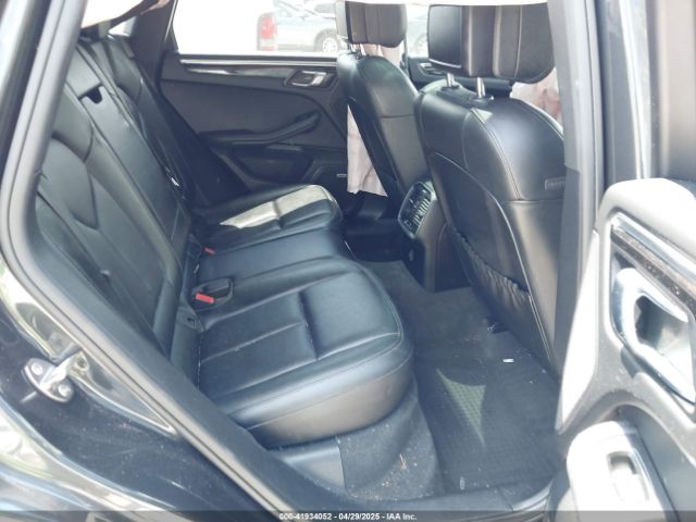 2018 PORSCHE MACAN WP1AA2A51JLB09928 Photo 7