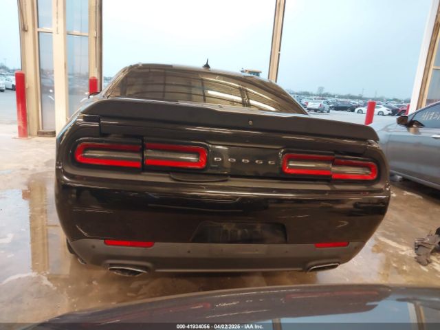 2C3CDZAG0GH131604 Dodge Challenger Sxt Plus
