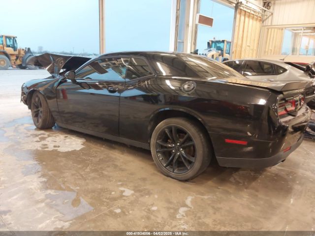 2C3CDZAG0GH131604 Dodge Challenger Sxt Plus