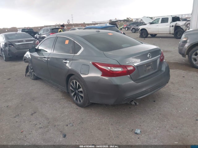 1N4AL3AP7JC264248 Nissan Altima 2.5 Sv