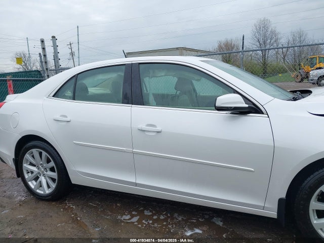 1G11D5SL2FF137789 Chevrolet MALIBU 2LT