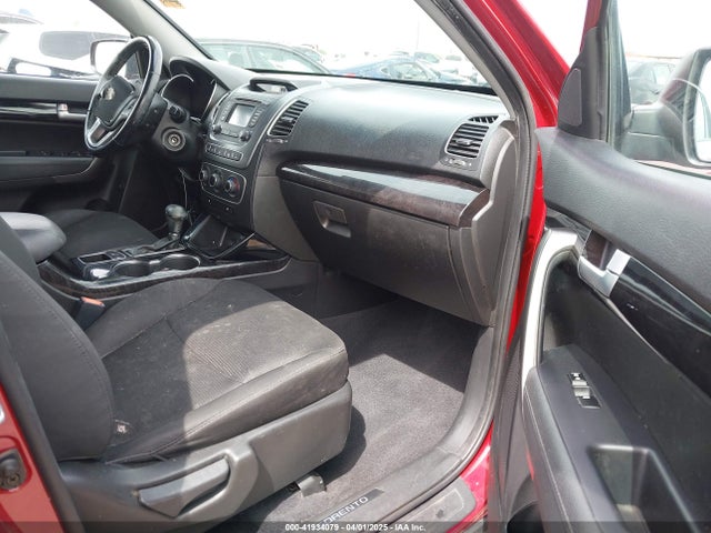 5XYKT4A62FG618479 KIA SORENTO LX