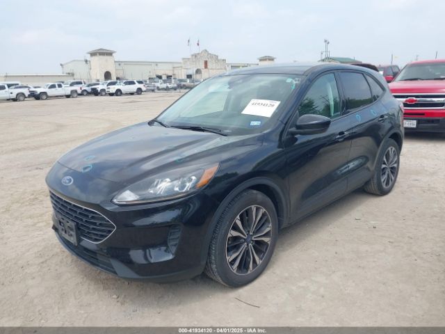 1FMCU0G68NUB87317 Ford ESCAPE SE