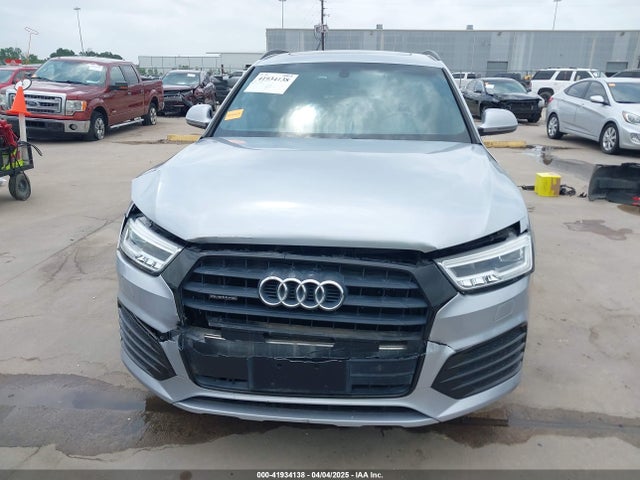 WA1GCCFS5HR009021 Audi Q3 2.0t Premium