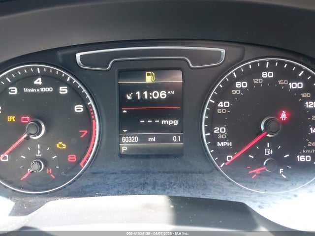WA1GCCFS5HR009021 Audi Q3 2.0t Premium