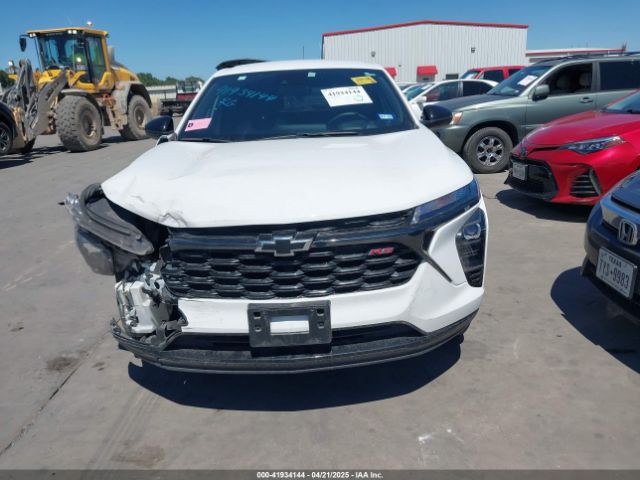 KL77LGE2XRC048722 Chevrolet Trax Fwd 1rs