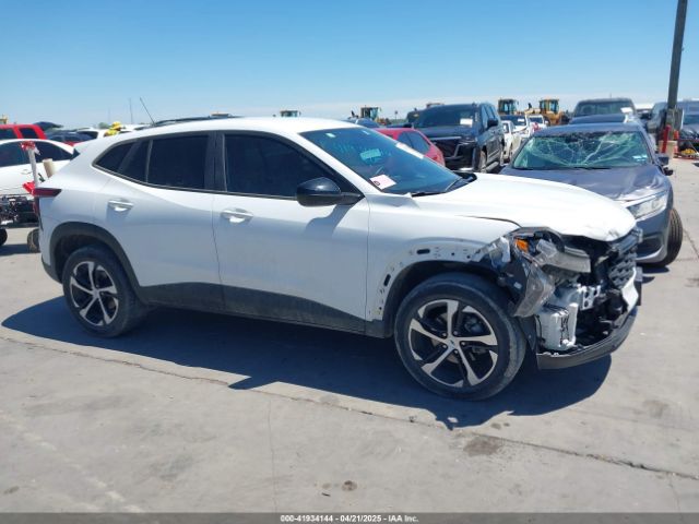 KL77LGE2XRC048722 Chevrolet Trax Fwd 1rs