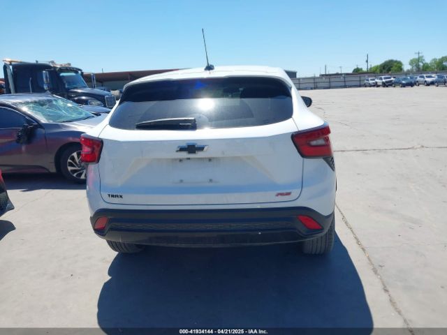 KL77LGE2XRC048722 Chevrolet Trax Fwd 1rs