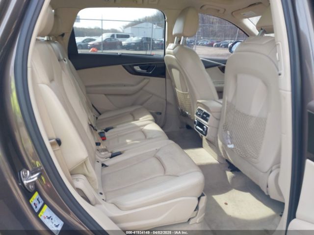 WA1VAAF71HD036209 Audi Q7 3.0t Premium