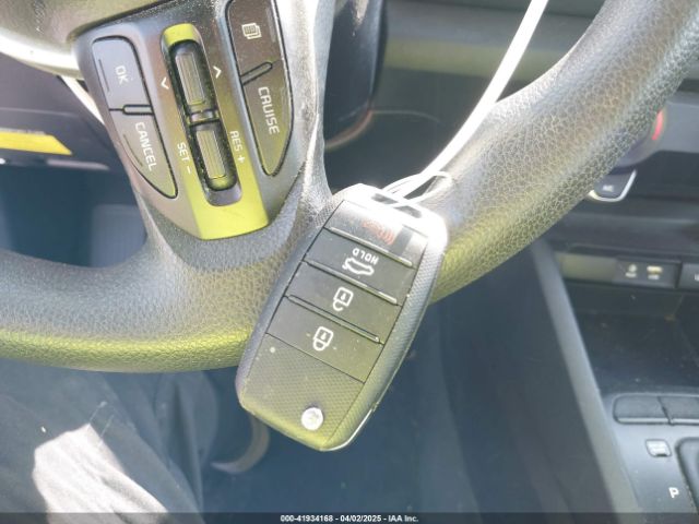 3KPA24AD9LE358605 KIA RIO S