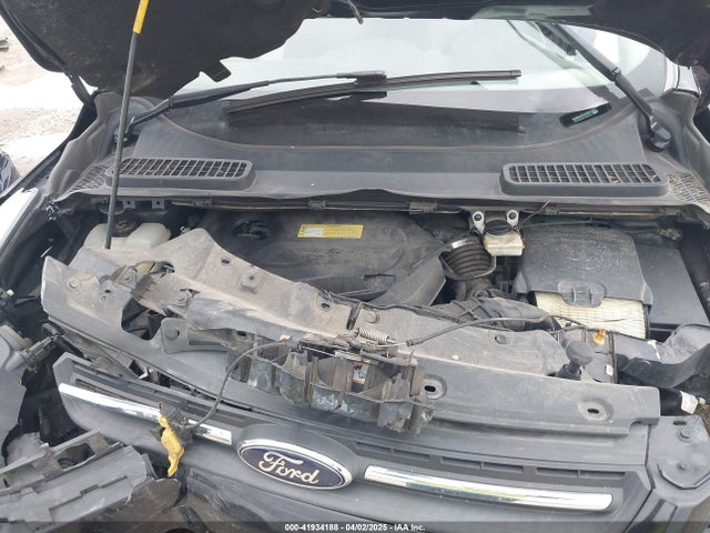 1FMCU9GX4EUC43640 Ford ESCAPE SE