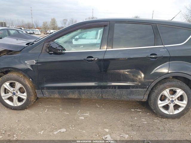 1FMCU9GX4EUC43640 Ford ESCAPE SE