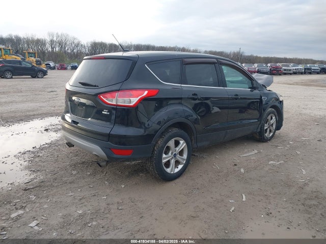 1FMCU9GX4EUC43640 Ford ESCAPE SE
