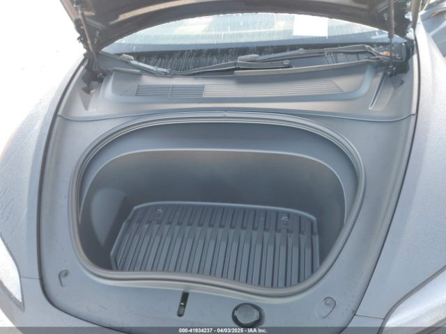 5YJ3E1EAXSF974949 Tesla Model 3 Long Range Rear-wheel Drive