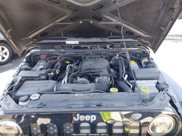 1C4BJWDGXHL692293 Jeep Wrangler Unlimited Sport