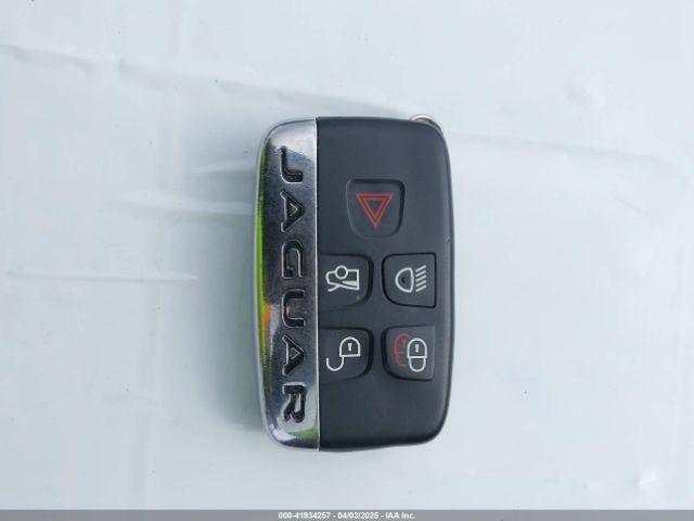 SAJWA6ET8H8K44037 Jaguar F-type Premium