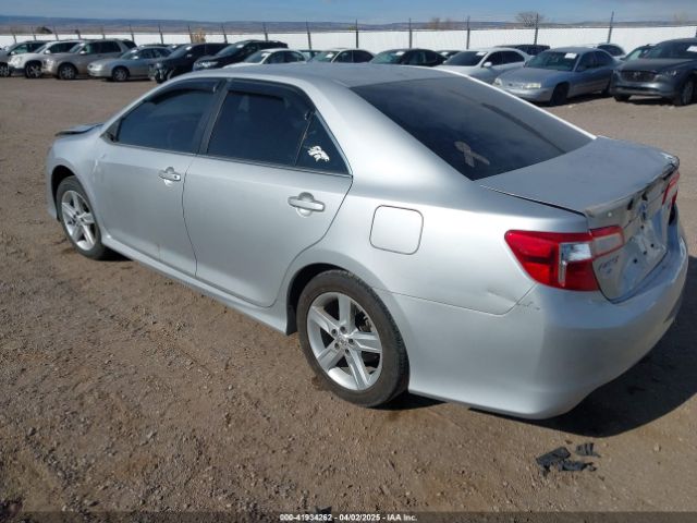 4T1BF1FK9EU418025 Toyota CAMRY SE