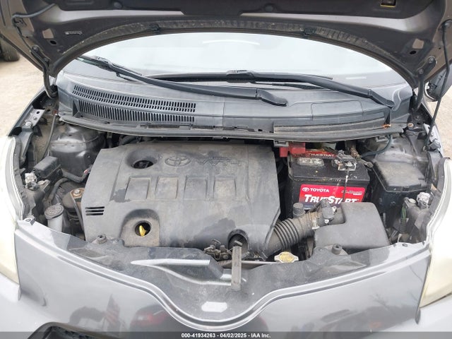 JTKKUPB44E1042798 Scion XD