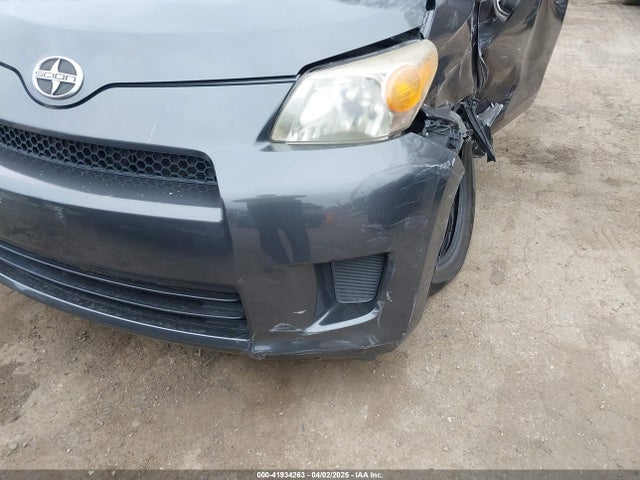 JTKKUPB44E1042798 Scion XD