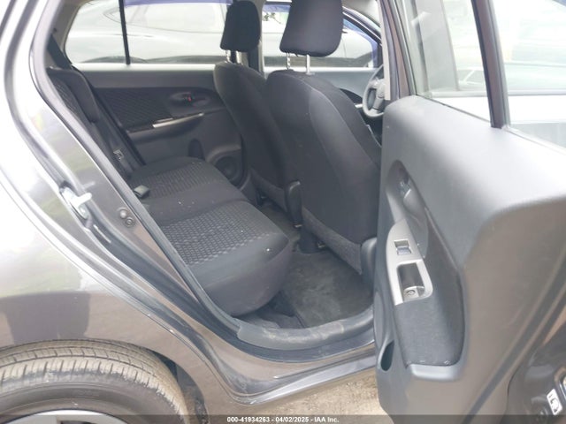 JTKKUPB44E1042798 Scion XD