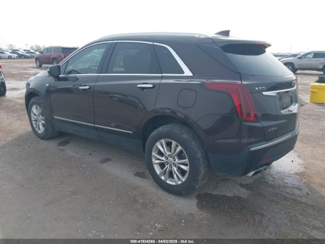 2021 CADILLAC XT5 1GYKNAR44MZ184070 Photo 2