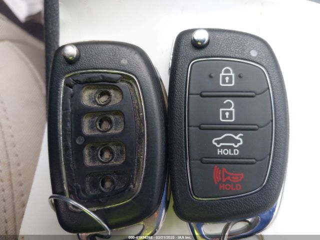 5NPE24AF0HH489119 Hyundai SONATA SE