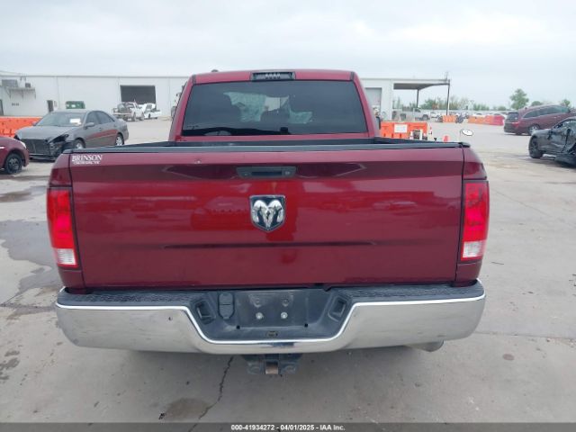 1C6RR6FG9JS285752 RAM 1500 Express  4x2 6'4 Box
