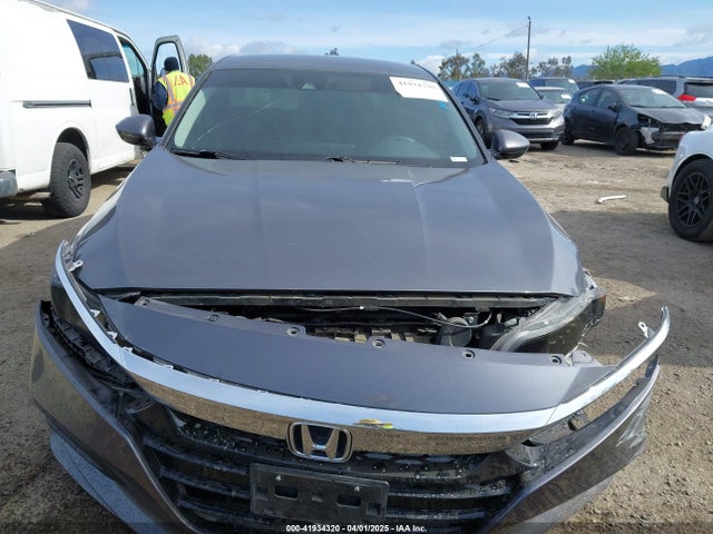 1HGCV1F19JA252086 Honda ACCORD LX