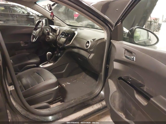 1G1JG6SB2E4209458 Chevrolet Sonic Rs Auto
