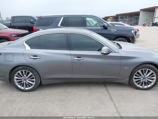JN1EV7AP1JM362833 Infiniti Q50 3.0t Luxe