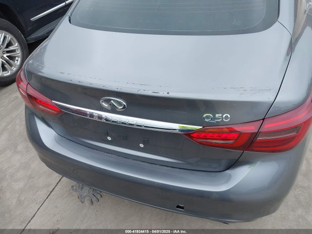 JN1EV7AP1JM362833 Infiniti Q50 3.0t Luxe