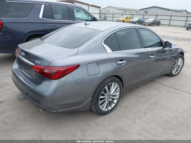 JN1EV7AP1JM362833 Infiniti Q50 3.0t Luxe