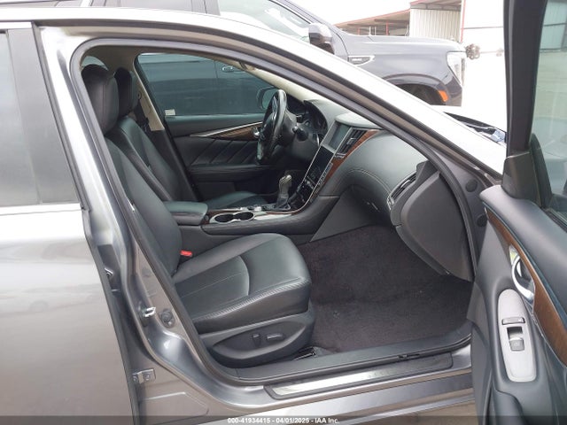 JN1EV7AP1JM362833 Infiniti Q50 3.0t Luxe
