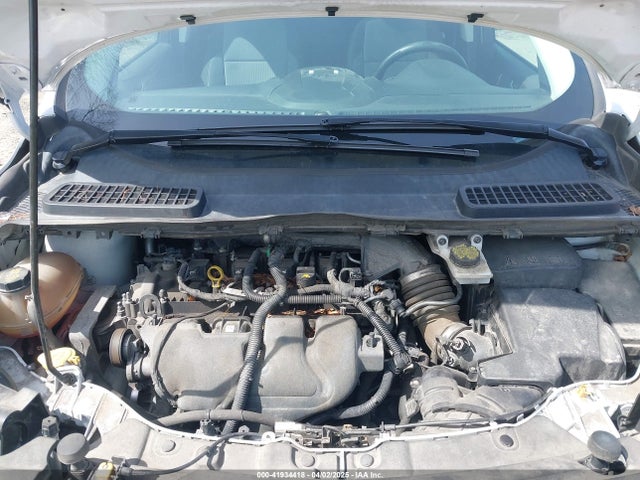 1FMCU9G94HUB04467 Ford ESCAPE SE