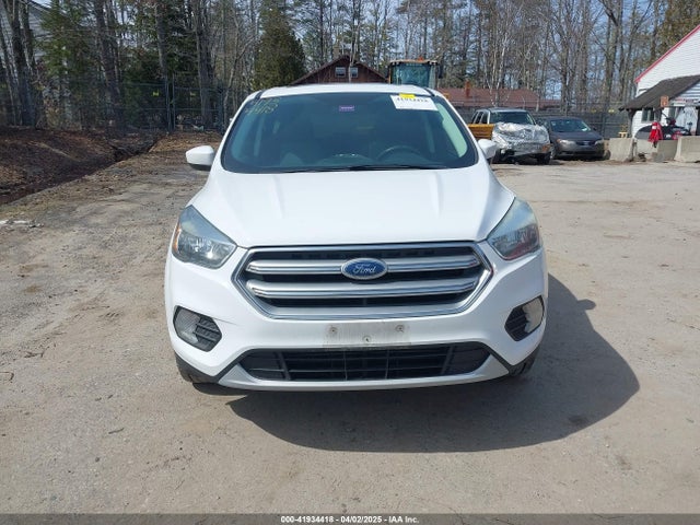 1FMCU9G94HUB04467 Ford ESCAPE SE