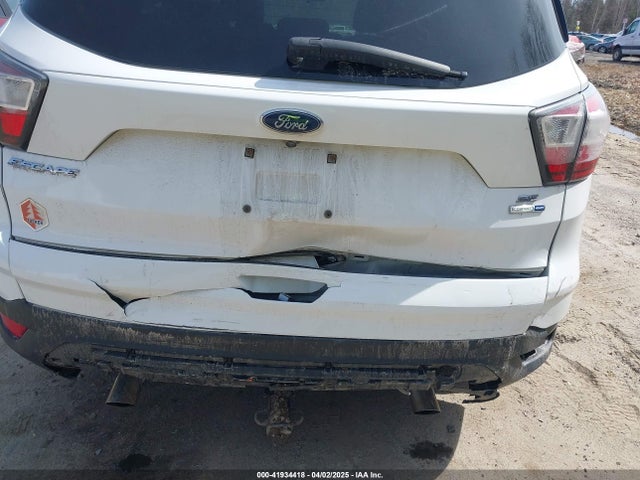 1FMCU9G94HUB04467 Ford ESCAPE SE